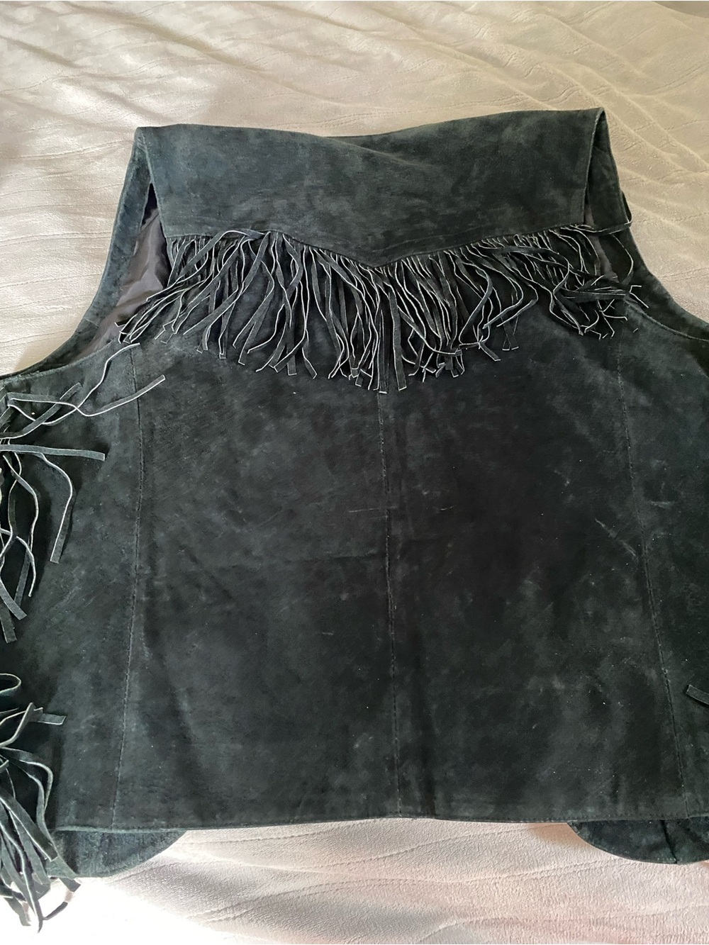 Ripple Creek Women's Black Suede Fringe Vest - Picture 5 of 5